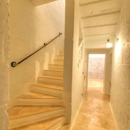 Impressive & Stylish Palazzino In Ddem1-3 Apartman