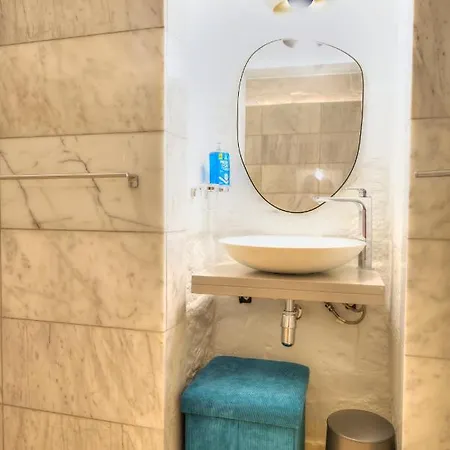 Apartman Impressive & Stylish Palazzino In Ddem1-3