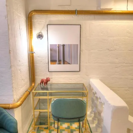 Impressive & Stylish Palazzino In Ddem1-3 * Valletta