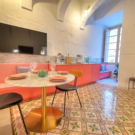 Apartman Impressive & Stylish Palazzino In Ddem1-3