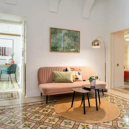 Impressive & Stylish Palazzino In Ddem1-3 * Valletta
